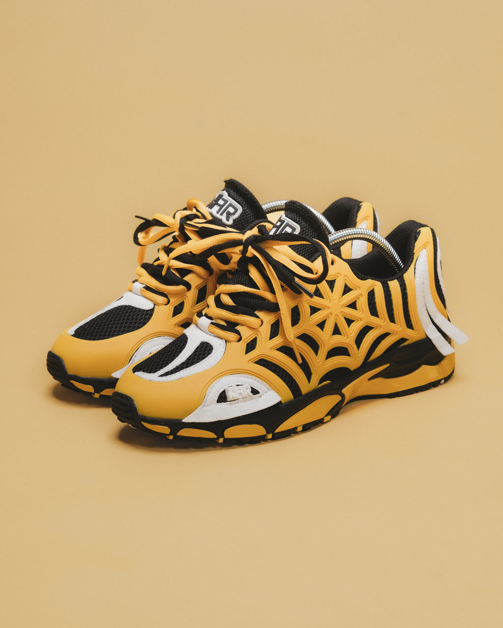 Arachnid Web Runners Yellow/Black