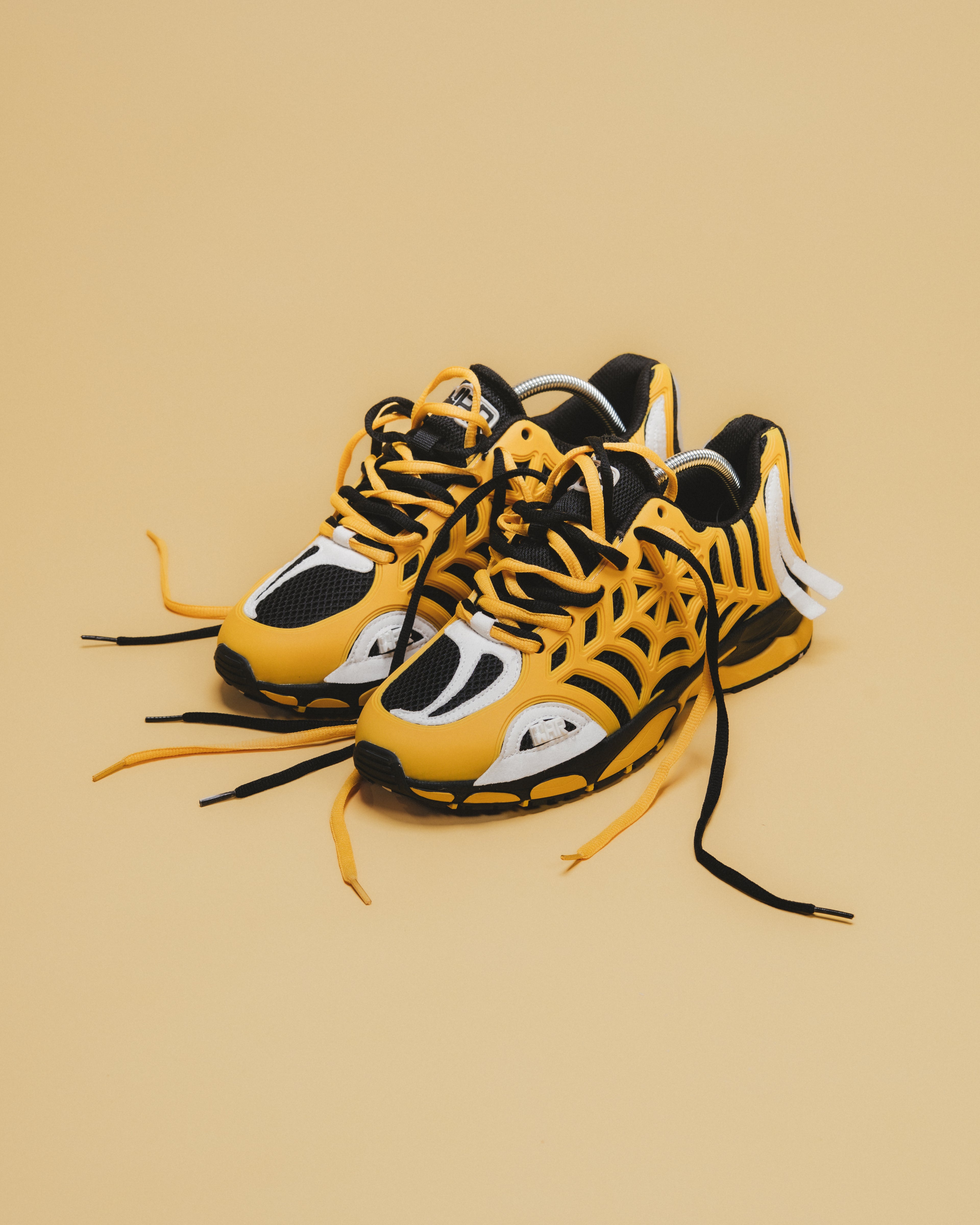 Arachnid Web Runners Yellow/Black