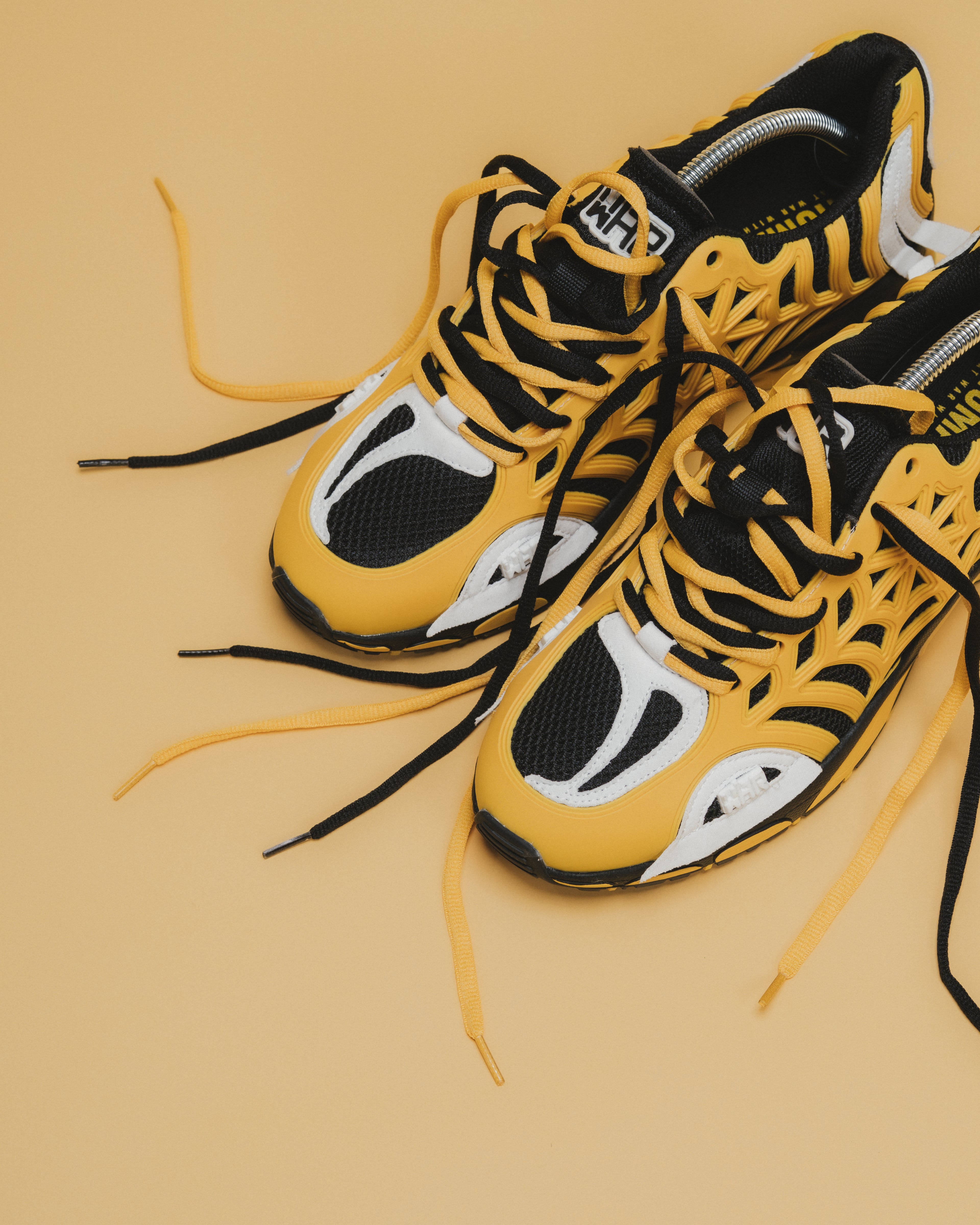 Arachnid Web Runners Yellow/Black
